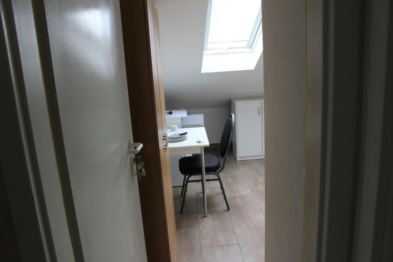 Zv-Scholtz Gaestehaus Neuoetting Simbacher Strasse 7 외부 사진